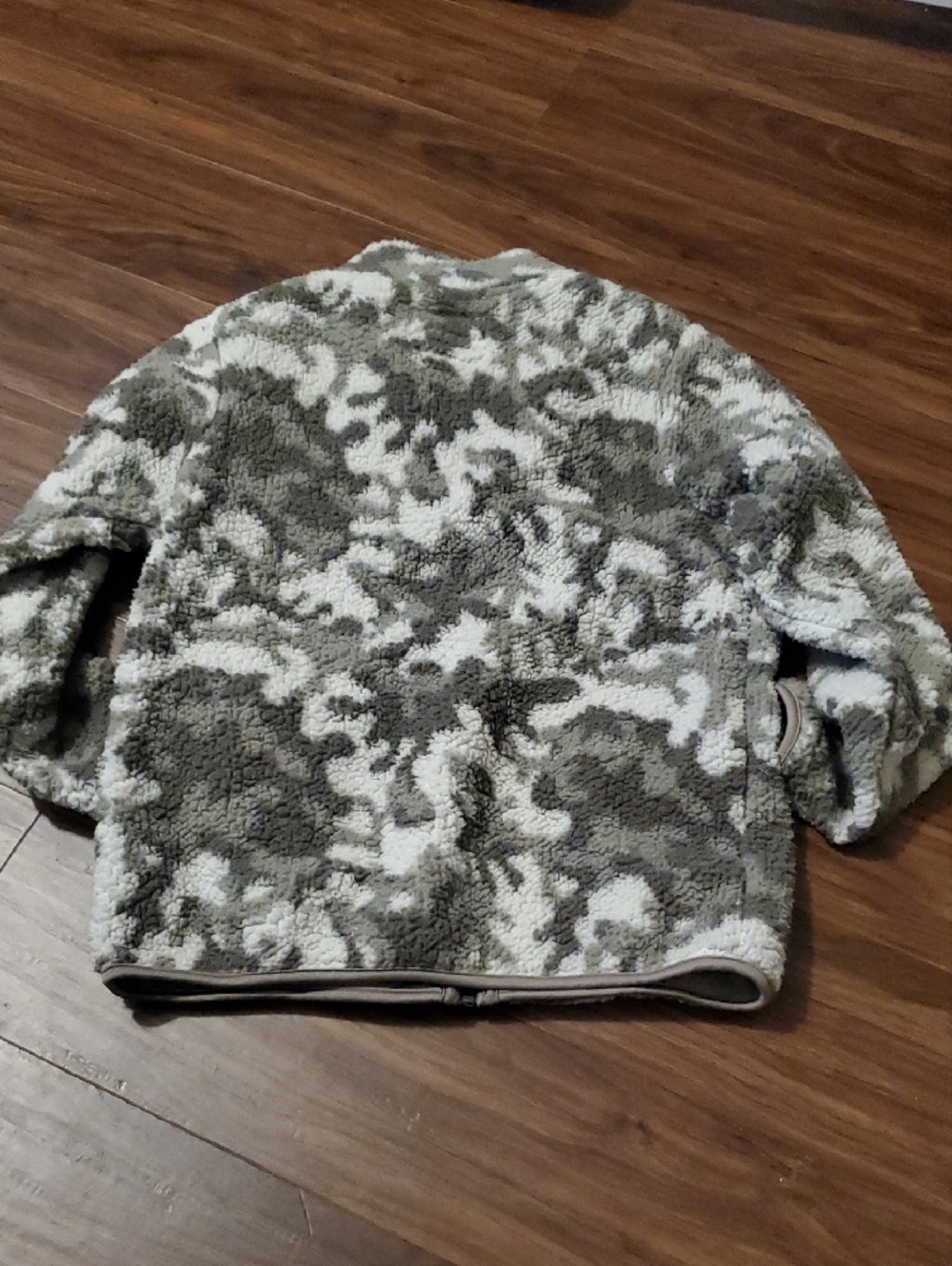 Camouflage Sherpa Zip-Up Jacket - Canada Weathergear - Green/White/Gray - Picture 7 of 9